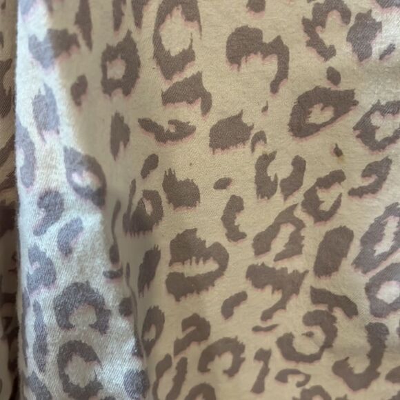 Victorias Secret size large leopard print pajamas with eye cover. - Picture 2 of 7